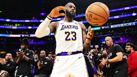 Lebron James Es El Primer Jugador En La Historia De La Nba En Llegar A