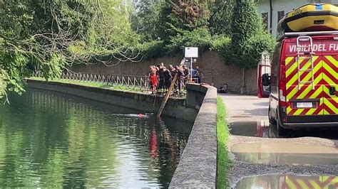 Giallo A Vaprio D Adda Cadavere Di Un Uomo Ritrovato Nel Naviglio