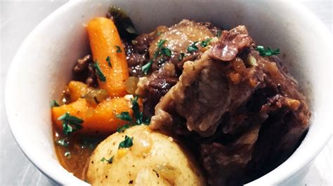 How To Make Stewed Oxtails In The GeekChef Electric Pressure Cooker