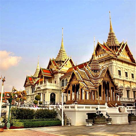 Bangkok Grand Palace The Golden Palace Of Kings Local Insider