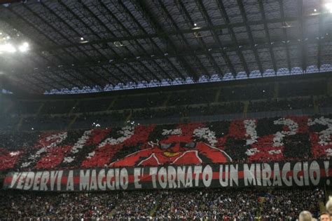 Le Coreografie Più Belle Del Derby Di Milano Calcio Fanpage