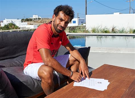 Mohamed Salah Signs New Three Year Liverpool Contract To Extend Anfield