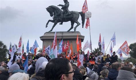 Gr Ve Du Janvier Cherbourg Plusieurs Milliers De Manifestants