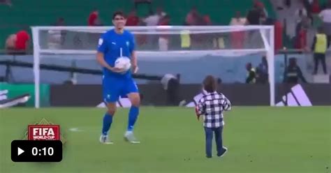 Bono and his son, one of the cutest moments of the World Cup ! - 9GAG