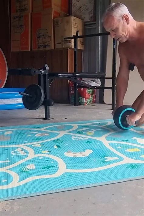 Naked Ab Workout Gay Amateur Amateur Porn Feat Yogiyumyum By Faphouse