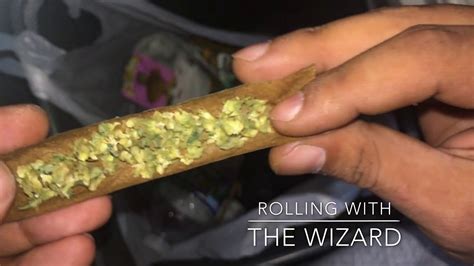 How To Roll A Blunt Using A Cigarillo Dutch Master YouTube