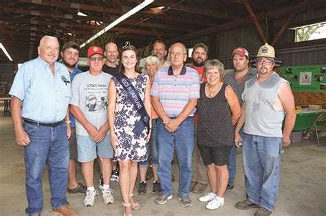 Julia Nanes, Alice in Dairyland, visits Waushara County Fair | Waushara ...