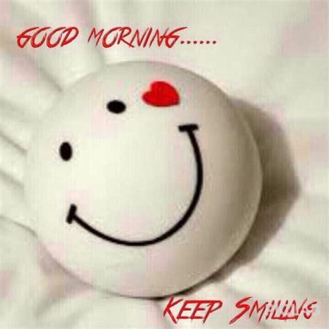 Gm Keep Smiling Good Day Quotes Smiley Love Wallpaper