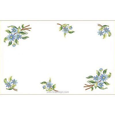 Napperon Broder Fleurs Azur En Broderie Traditionnelle Luc Cr Ation