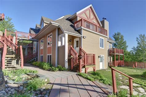 Les Hauts Bois Ski In Out Condos With Garage In Mont Tremblant