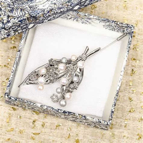 Женская брошь в виде бабочки, цвет в ассортименте | AliExpress