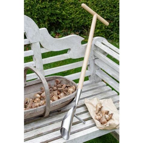 Rhs Long Handled Bulb Planter Planting Tools Polhill Garden Centre