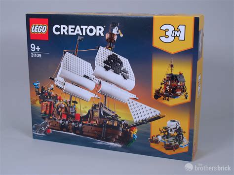 LEGO Creator 31109 Pirate Ship 1 - The Brothers Brick | The Brothers Brick