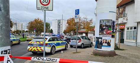 Zwei Tote Und Ein Verletzter Bei Messerangriff In Ludwigshafen