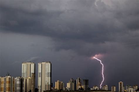 Brasil Tem Aumento Constante De Temperatura Em Anos E Chuvas Cada