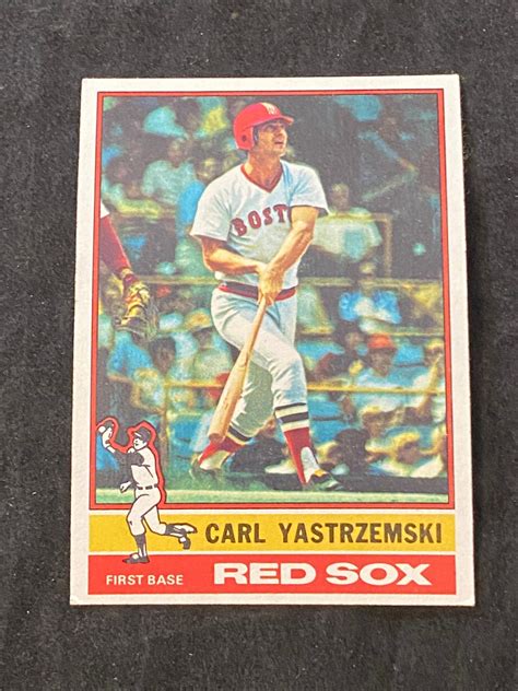 Lot 1976 Topps Carl Yastrzemski