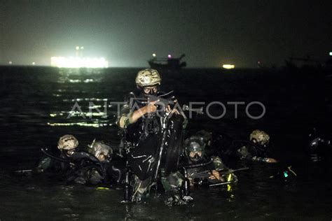 Latihan Operasi Dukungan Pasukan Khusus Antara Foto