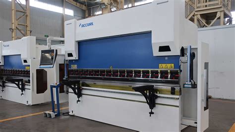 Accurl 6 Axis Hydraulic Cnc Press Brake 200 Ton 3100mm Accurl