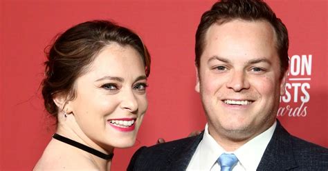 Rachel Blooms Kids Who Is Rachel Bloom Married To Meet Her Husband