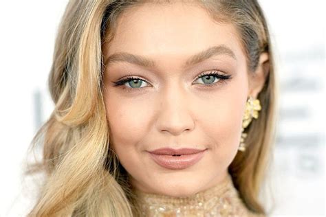 20 Of Gigi Hadids Prettiest Makeup Moments