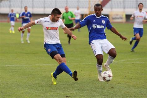 Galerija slika Hajduk teško slomio Slaven Ivan Katalinić je mali