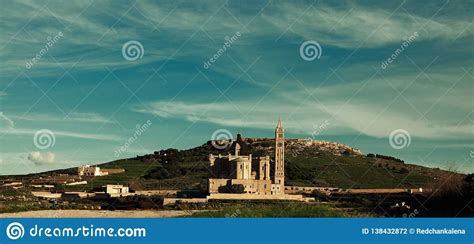 La Basilica Del Santuario Nazionale Del Vergine Benedetto Dei Tum Pinu