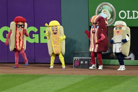 Mets Make Seymour Weiner Spokesman For Selling More Wieners