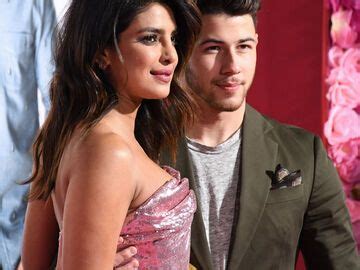 Nick Jonas FaceTime Sex Mit Priyanka