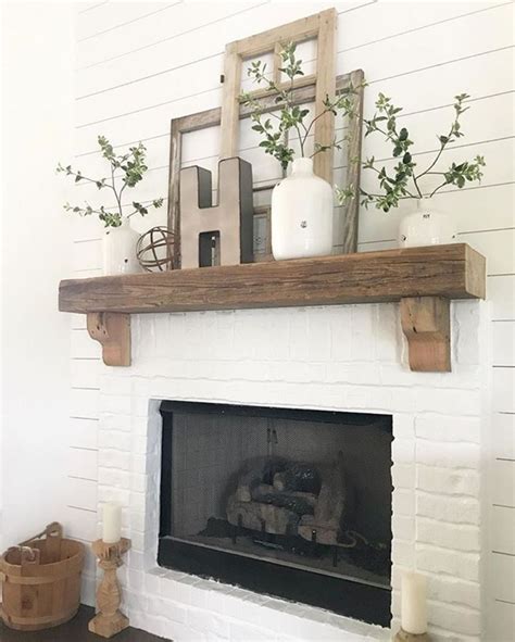 10 Beautiful Farmhouse Fireplace Mantel Decorations That Will Make You