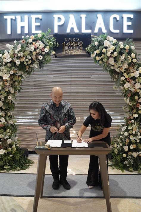 Brand Jewelry Pertama Di Indonesia The Palace Jeweler Jadi Mitra