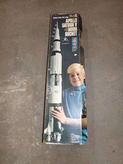 Apollo Saturn V Moon Rocket Model Kit Vintage Revell Web Online Auctions