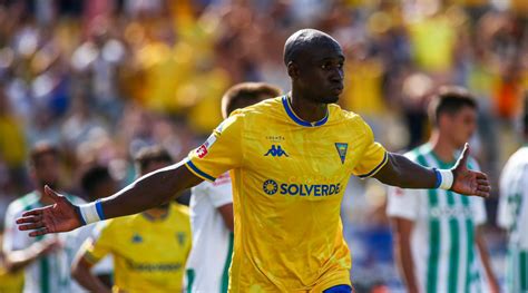 V Deo Mangala J D Pontos Ao Estoril Vis O De Mercado