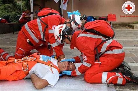 Croce Rossa Italiana A Messina Le Gare Regionali Di Primo Soccorso