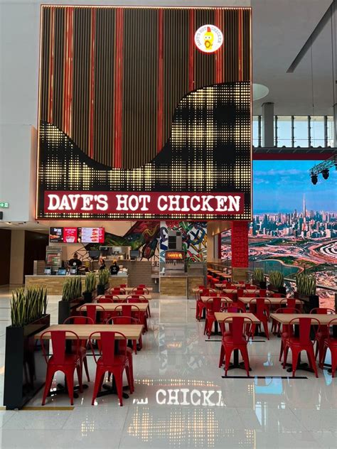 Dubai Mall Dubai Uae Dave S Hot Chicken