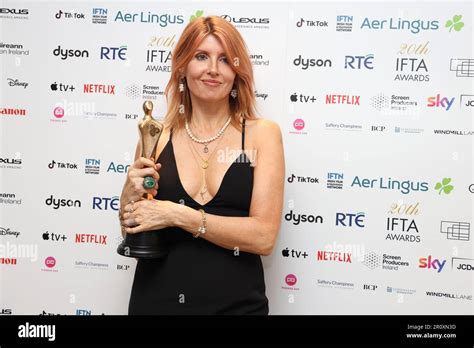 Sharon Horgan With Her Ifta Award At The 20th Irish Film And Television Academy Ifta Awards