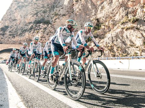 BAHRAIN VICTORIOUS TEAM 2 Rivista Per Ciclisti InBici Magazine