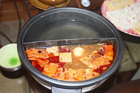 The Grub Files Cooking With Camissonia Spicy Hot Pot Ma La Huo Guo