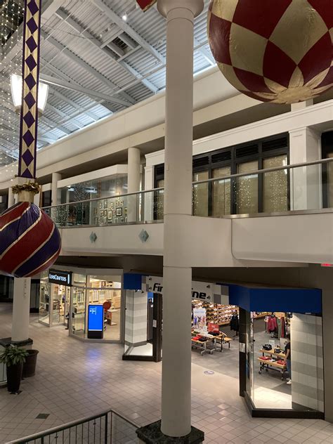 Emerald Square Mall N Attleboro Ma Jan 2 2022 Rdeadmalls