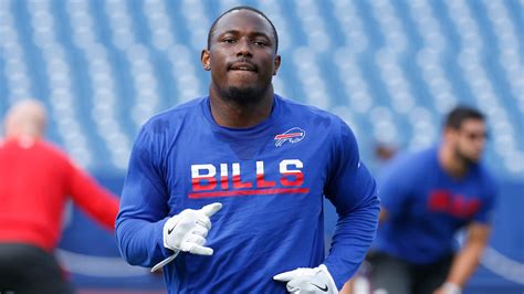 Lesean Mccoy Sued By Ex Girlfriend Over Home Invasion