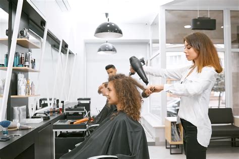 Heres How To Find Best Hair Salons Near You Near Me Lisiting