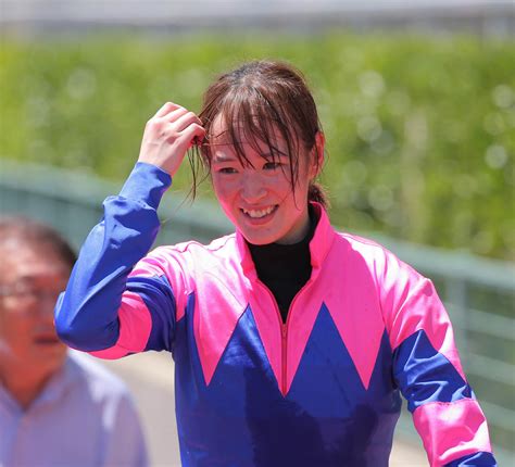 【新潟4r・3歳未勝利戦】藤田菜七子がリュウグウヒメでv 自己最多タイの4週連続勝利 Umatoku 馬トク