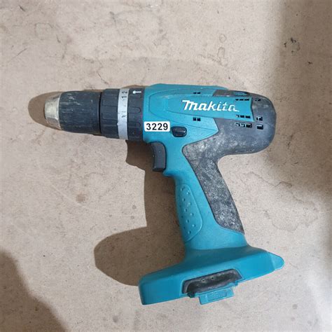 Makita 8391D 18V Cordless Combi Drill With 2 Batteries And Charger For