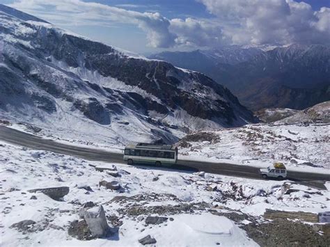 Manali To Leh One Day Bus Service By HRTC Vargis Khan