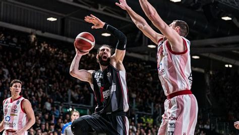 Basket Lba La Virtus Batte Lolimpia Milano A Tutto Bologna Web