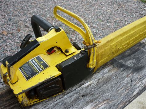 VINTAGE CHAINSAW COLLECTION MCCULLOCH GROUP OF SAWS