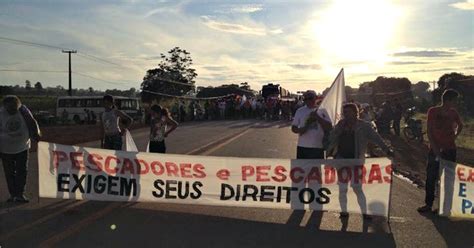 G Manifestantes Bloqueiam Trecho Da Br Em Candeias Do Jamari Ro