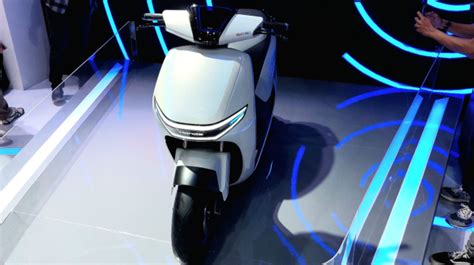 AHM Pajang Motor Listrik Konsep Honda SC E Di Pameran IIMS 2024