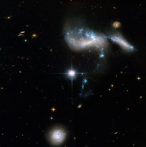 Image Hubble Reveals A River Of Star Formation Trendradars Latest