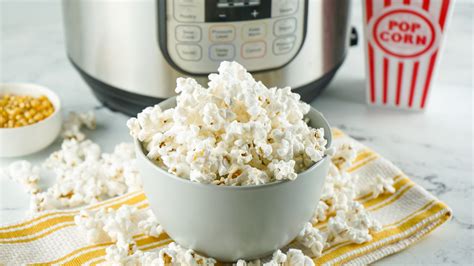 Why Instant Pot Popcorn Is The Secret To A Great Movie Night At Home