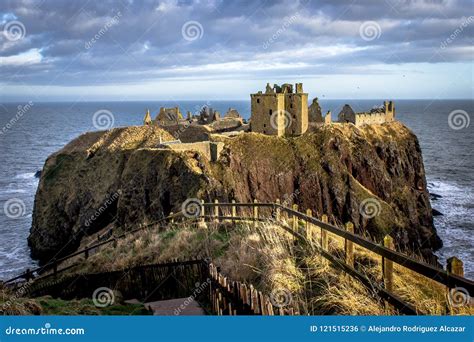 Dunnottar Castle In Scotland Stock Photo Image Of Building Scotland